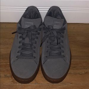 Puma Suedes With Brown Gum Soles
